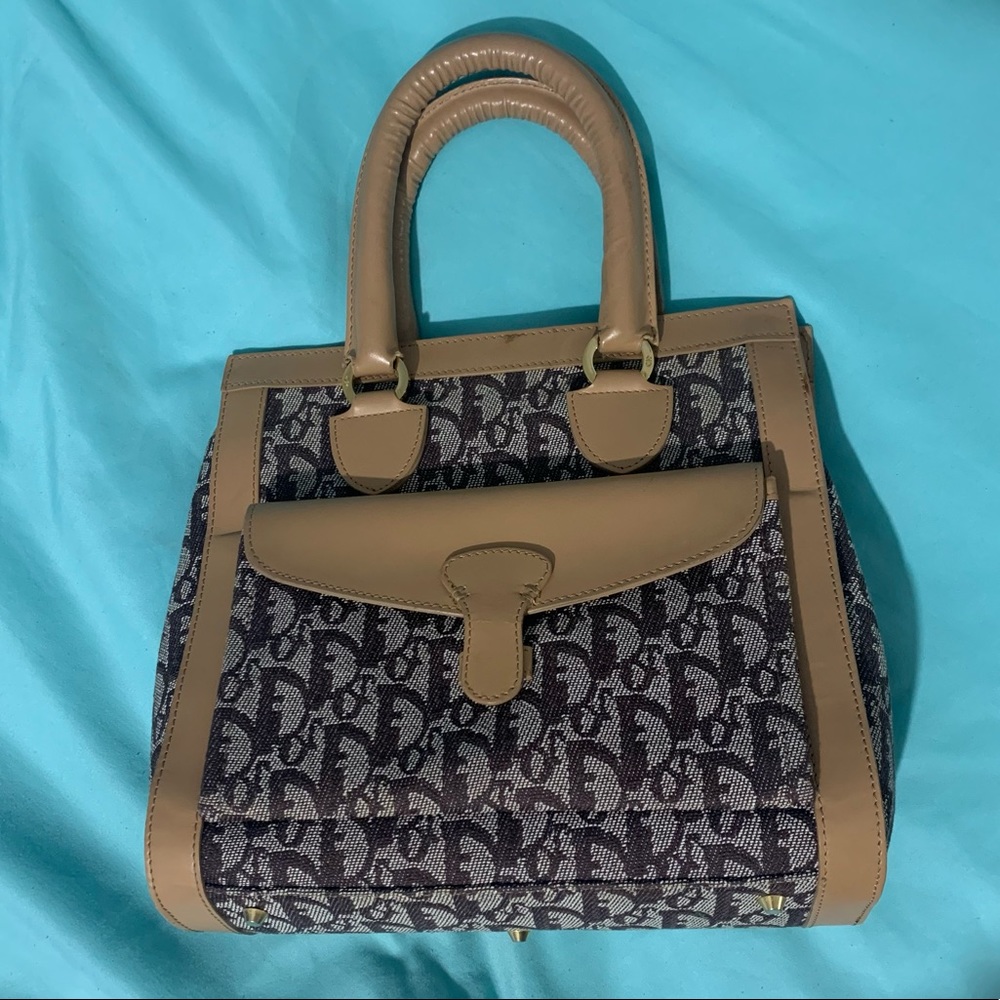 Christian DIOR medium size brown bag.